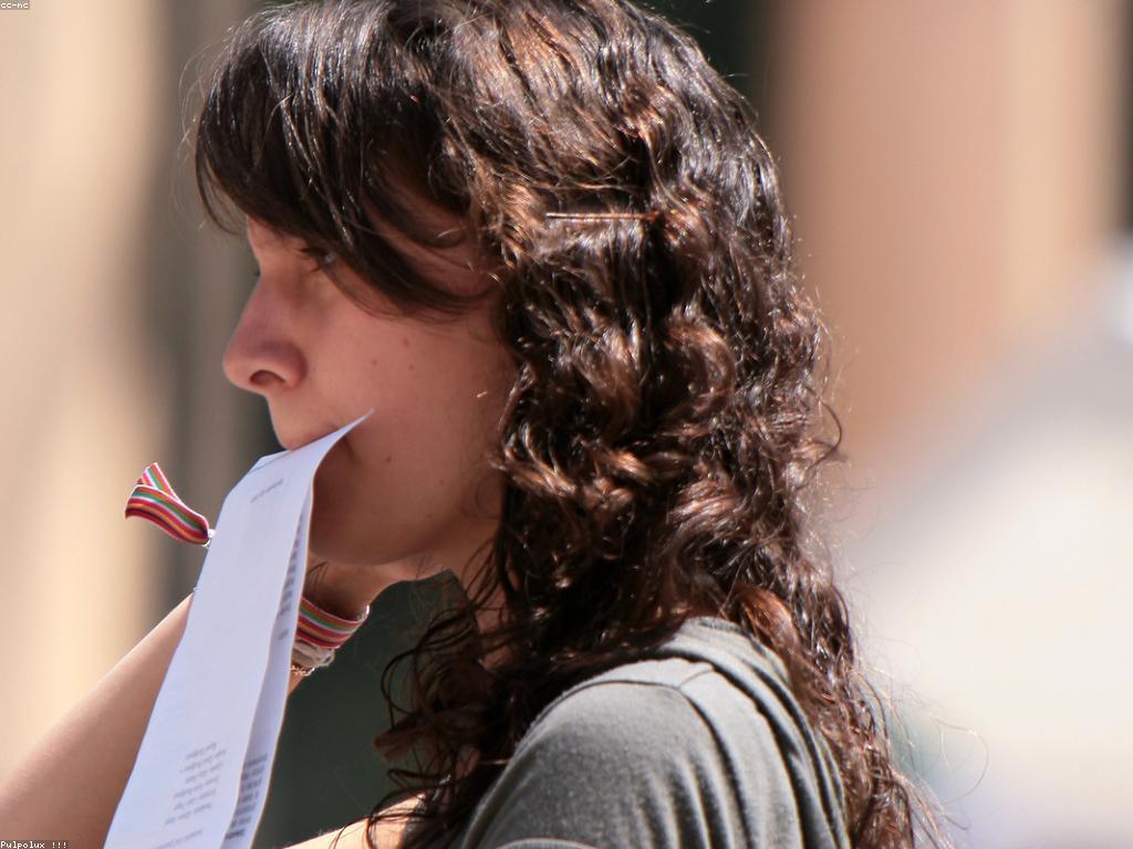 របាយការណ៍និងសកម្មភាព៖ ទិដ្ឋភាពទូទៅនៃការអភិវឌ្ឍន៍